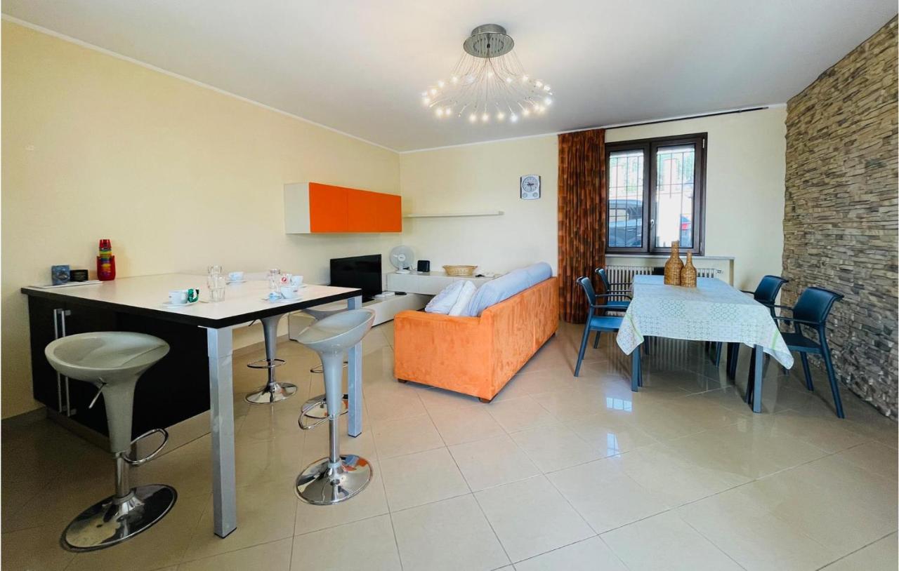 Awesome Home In Montegrosso Cinaglio With Wifi Monale Exterior foto